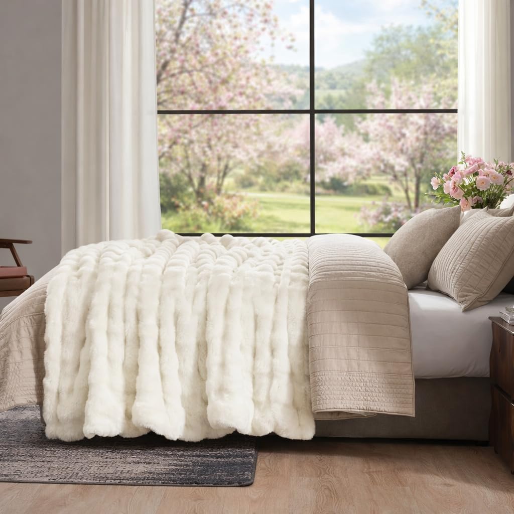 Cream White Faux Fur Bubble Throw Blanket