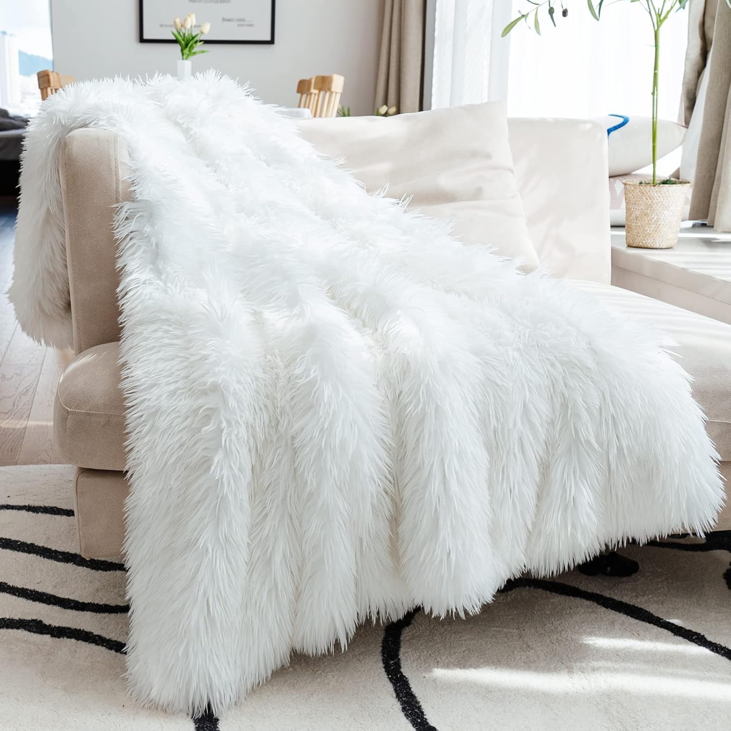 JONIYEAR Extra Large Decorative Fluffy Faux Fur Blanket Queen Size 80" x 90", Soft Luxury Lightweight Furry Blankets, Solid Cozy Shaggy Plush Thick Warm Fuzzy Blankets for Winter Bed Couch, White
