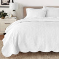 White Medallion Cotton Twin Quilt Set