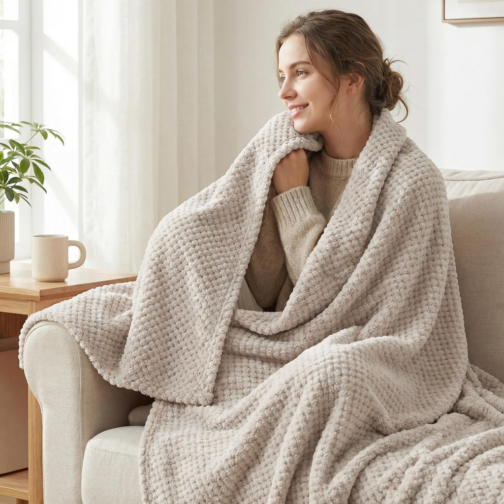 Exclusivo Mezcla Fleece Throw Blanket Extra Large, Super Soft and Warm Blankets for Couch, Sofa and Bed Waffle Textured, Cozy, Fuzzy and Lightweight (Tan, 50x70 Inches)