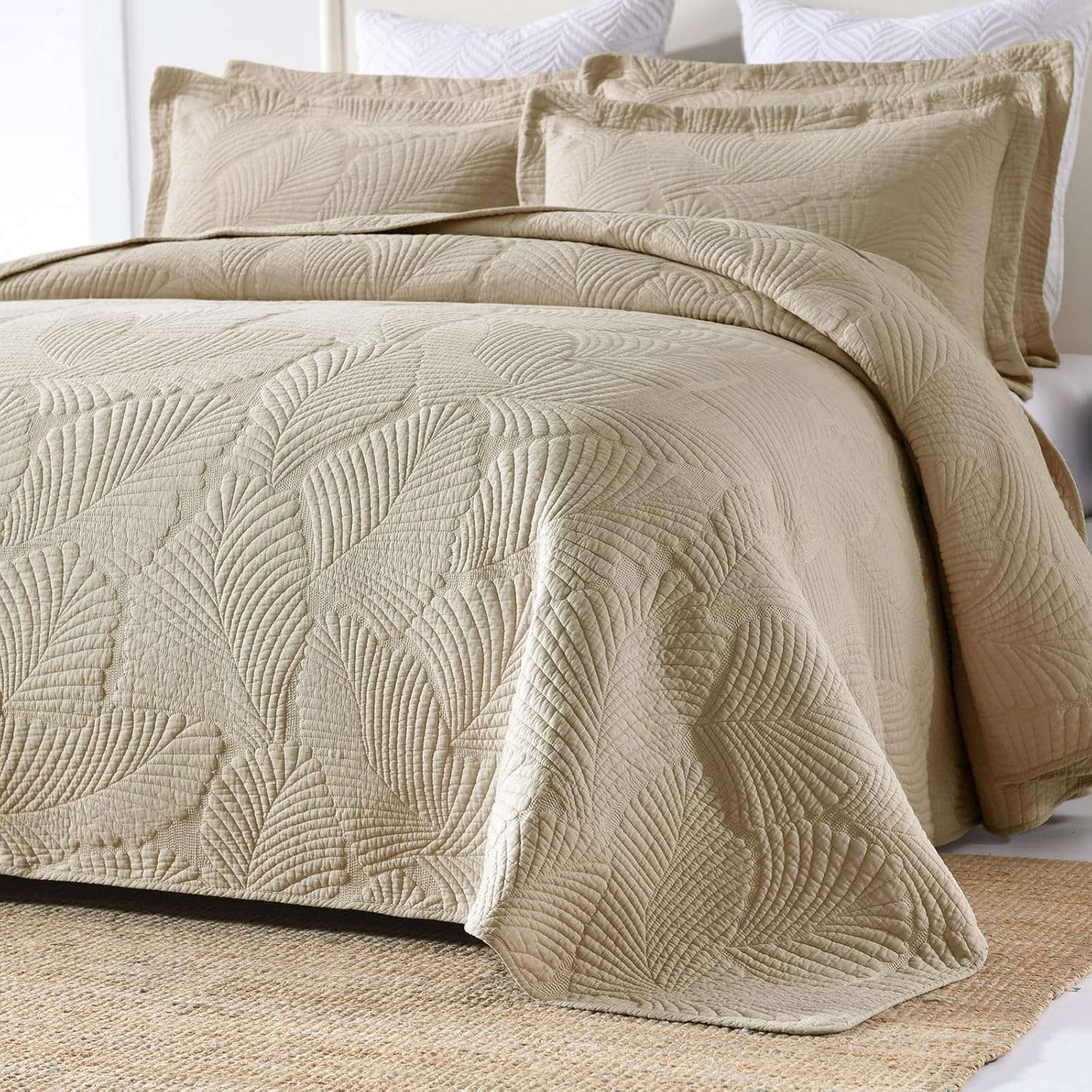 Khaki Tropical Palm Queen Cotton Quilt Set