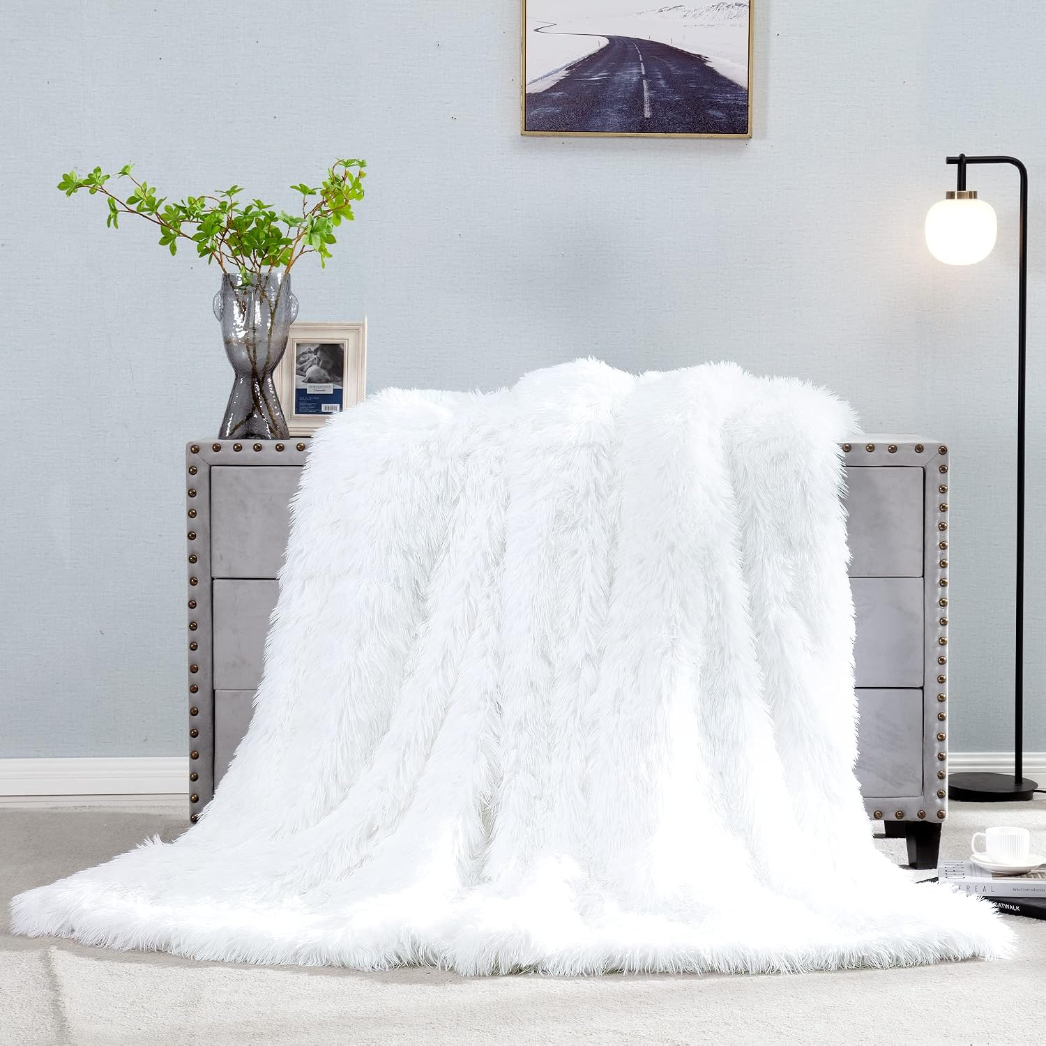 JONIYEAR Extra Large Decorative Fluffy Faux Fur Blanket Queen Size 80" x 90", Soft Luxury Lightweight Furry Blankets, Solid Cozy Shaggy Plush Thick Warm Fuzzy Blankets for Winter Bed Couch, White
