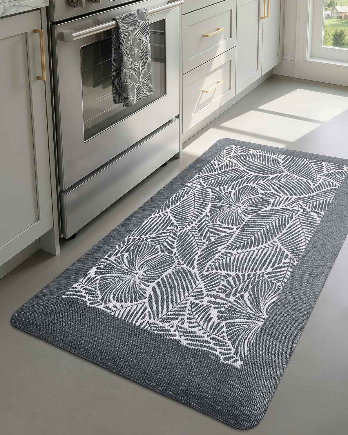 LUMI 0.9" Extra Thick Anti Fatigue Kitchen Floor Mat, High-Density Foam Standing Desk Mat, Tropical Fern Leaf Pattern, Waterproof Non-Slip Comfort Mat for Sink, Office, Laundry, 20"x32", Leaf Brown