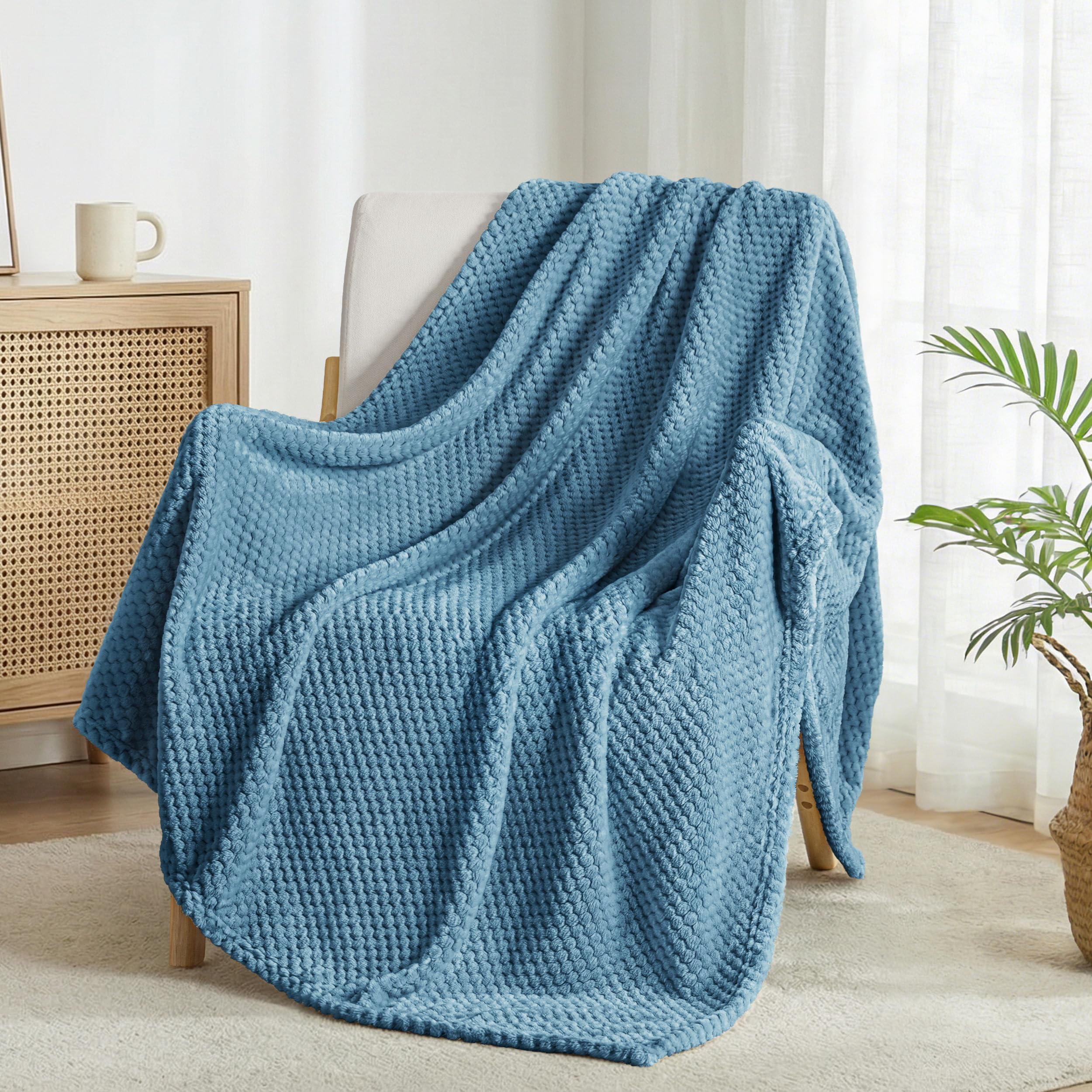 Exclusivo Mezcla Fleece Throw Blanket Extra Large, Super Soft and Warm Blankets for Couch, Sofa and Bed Waffle Textured, Cozy, Fuzzy and Lightweight (Tan, 50x70 Inches)