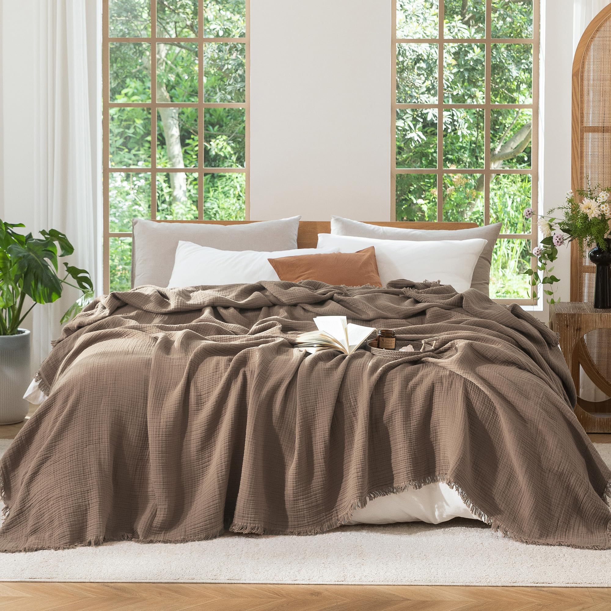 MooMee Muslin Blanket - 100% Cotton 4-Layer Gauze Throw Blanket with All-Around Fringe, Soft Breathable Lightweight Cooling Summer Blankets for Bed Couch (Cream Grey,Super King 108" x 98")