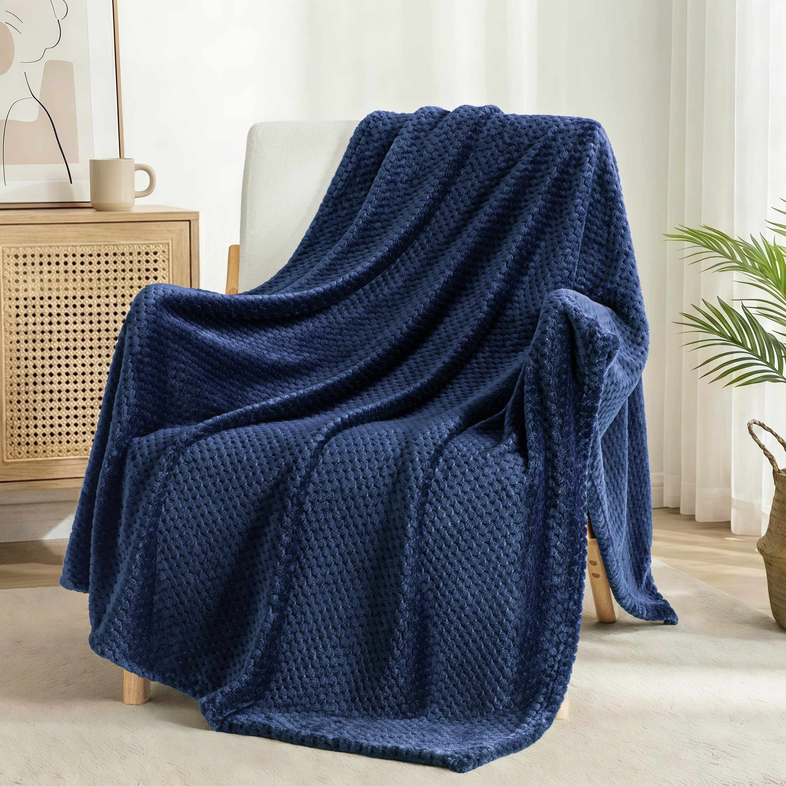 Exclusivo Mezcla Fleece Throw Blanket Extra Large, Super Soft and Warm Blankets for Couch, Sofa and Bed Waffle Textured, Cozy, Fuzzy and Lightweight (Tan, 50x70 Inches)