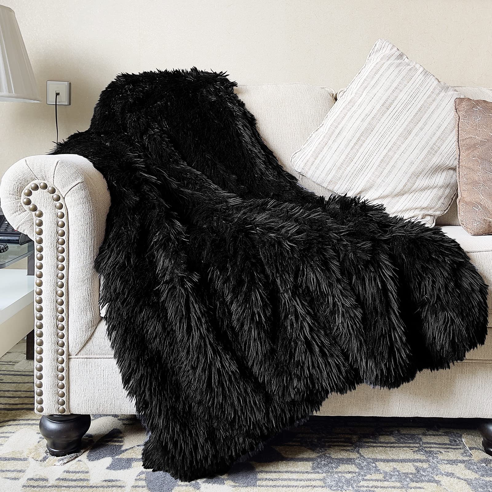 JONIYEAR Extra Large Decorative Fluffy Faux Fur Blanket Queen Size 80" x 90", Soft Luxury Lightweight Furry Blankets, Solid Cozy Shaggy Plush Thick Warm Fuzzy Blankets for Winter Bed Couch, White