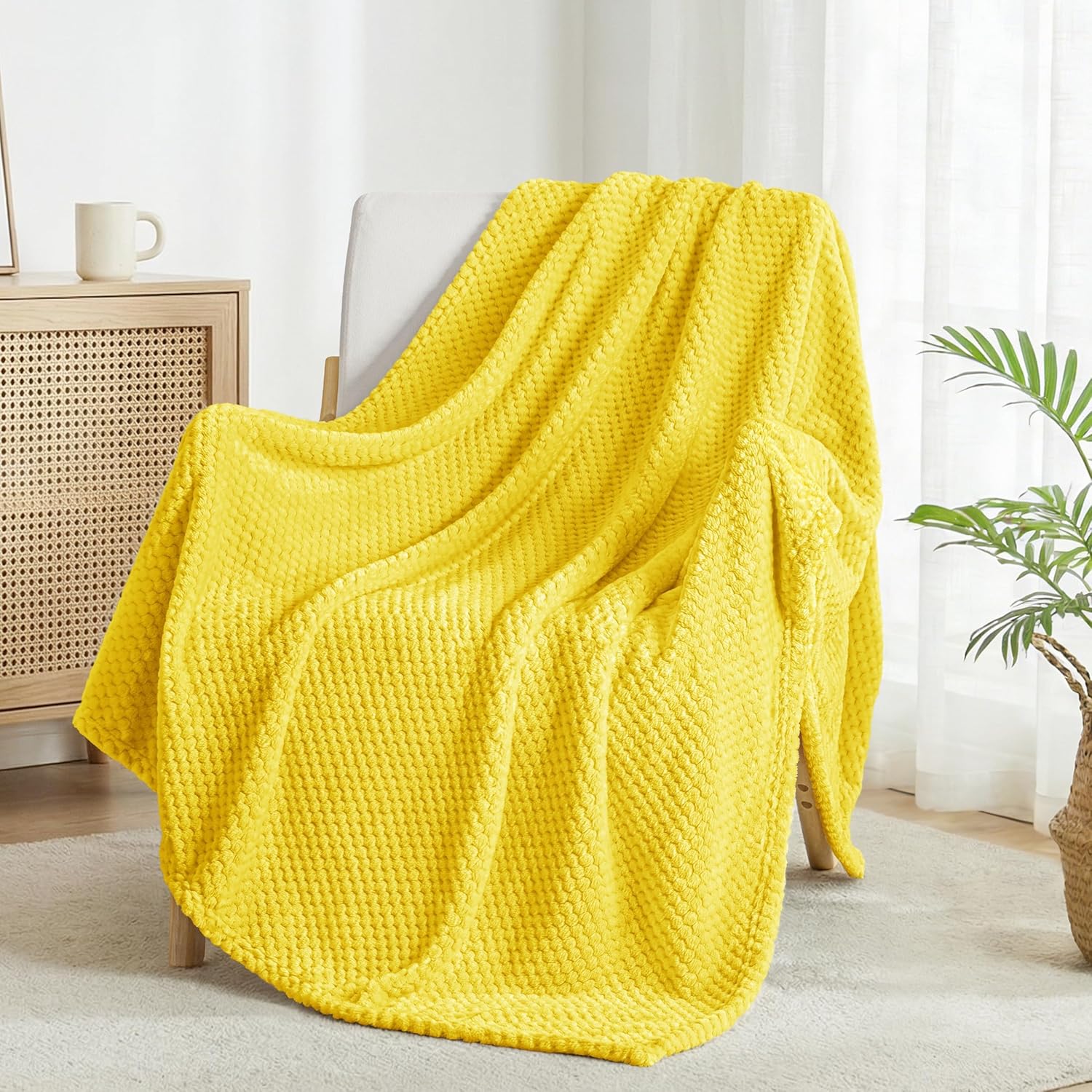 Exclusivo Mezcla Fleece Throw Blanket Extra Large, Super Soft and Warm Blankets for Couch, Sofa and Bed Waffle Textured, Cozy, Fuzzy and Lightweight (Tan, 50x70 Inches)