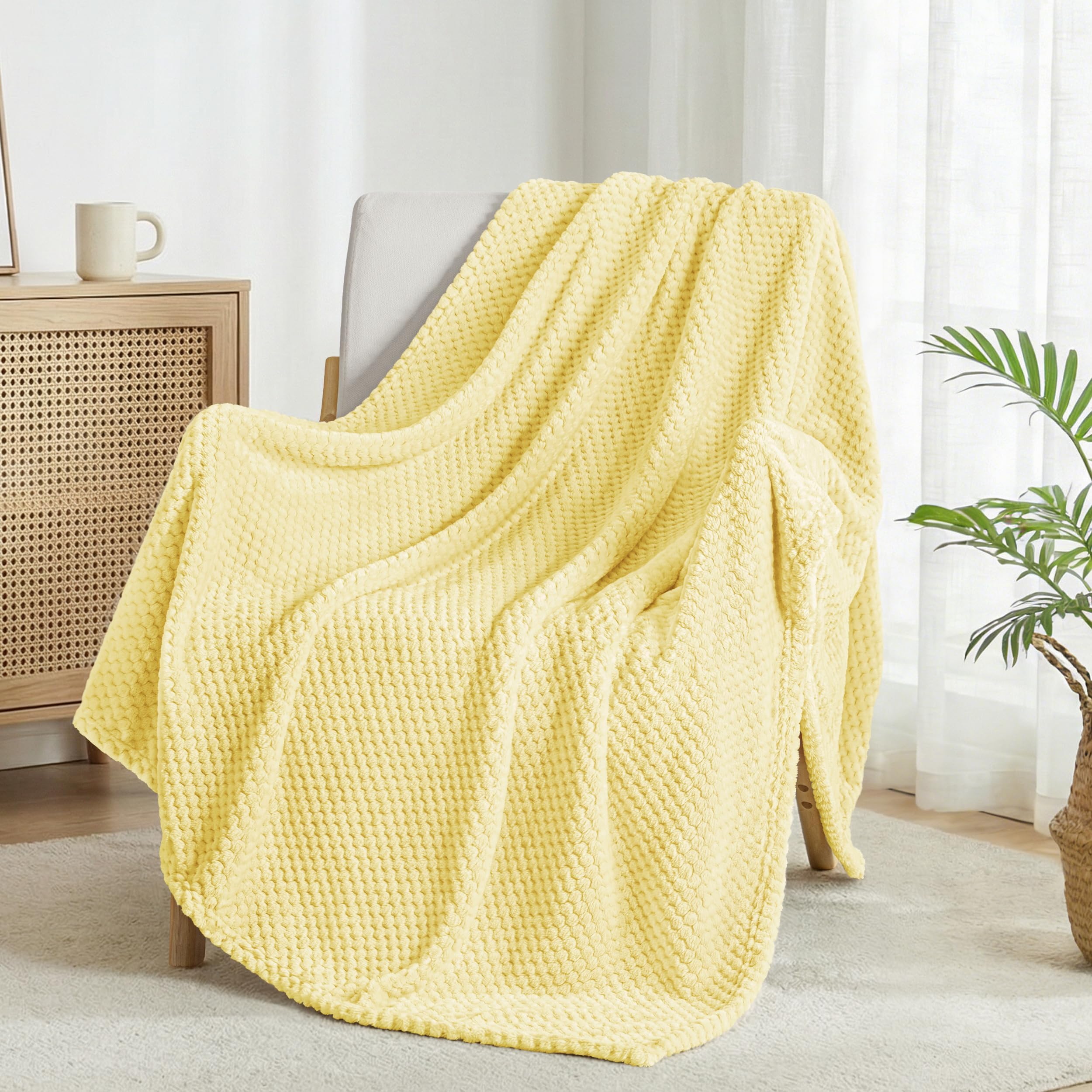 Exclusivo Mezcla Fleece Throw Blanket Extra Large, Super Soft and Warm Blankets for Couch, Sofa and Bed Waffle Textured, Cozy, Fuzzy and Lightweight (Tan, 50x70 Inches)