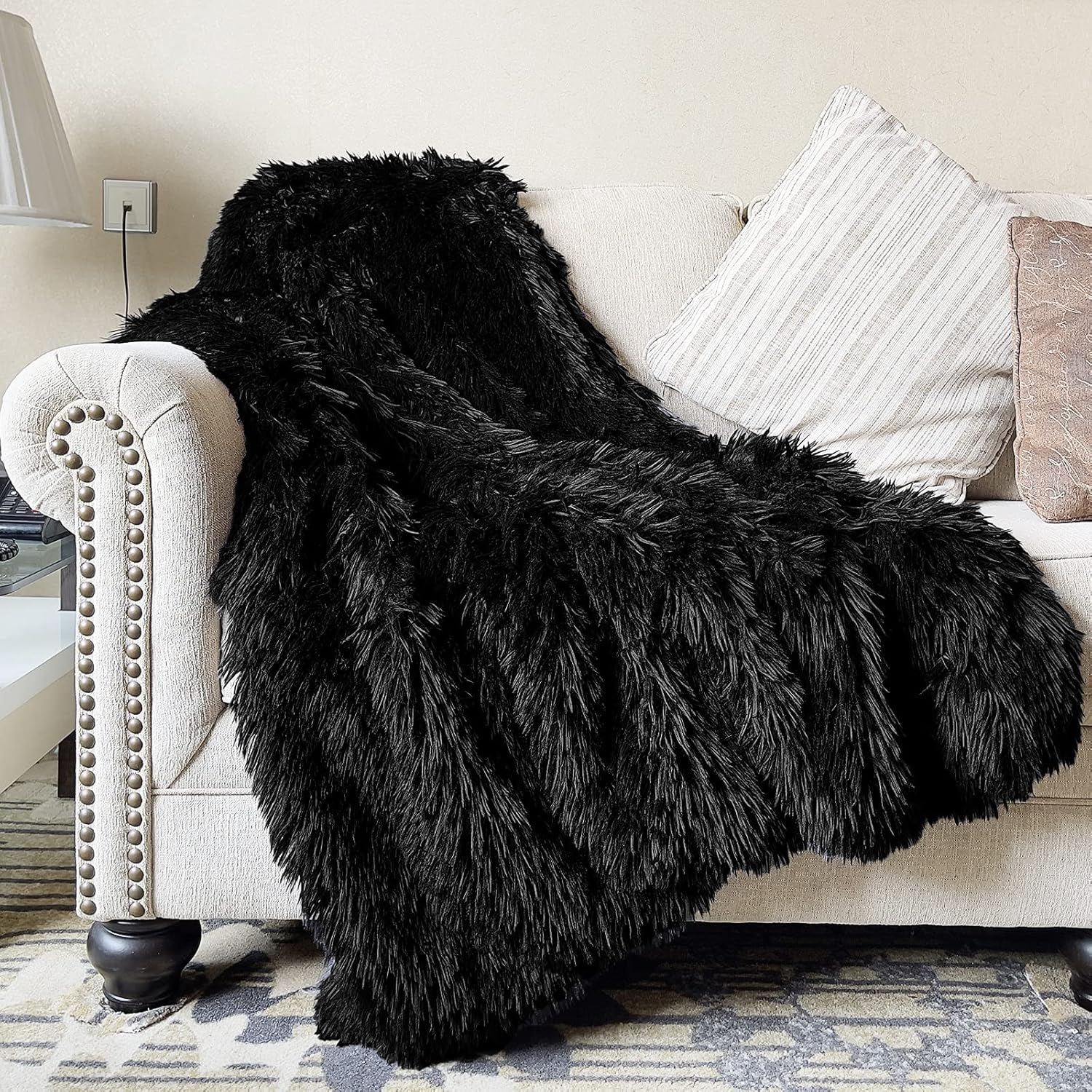 JONIYEAR Extra Large Decorative Fluffy Faux Fur Blanket Queen Size 80" x 90", Soft Luxury Lightweight Furry Blankets, Solid Cozy Shaggy Plush Thick Warm Fuzzy Blankets for Winter Bed Couch, White