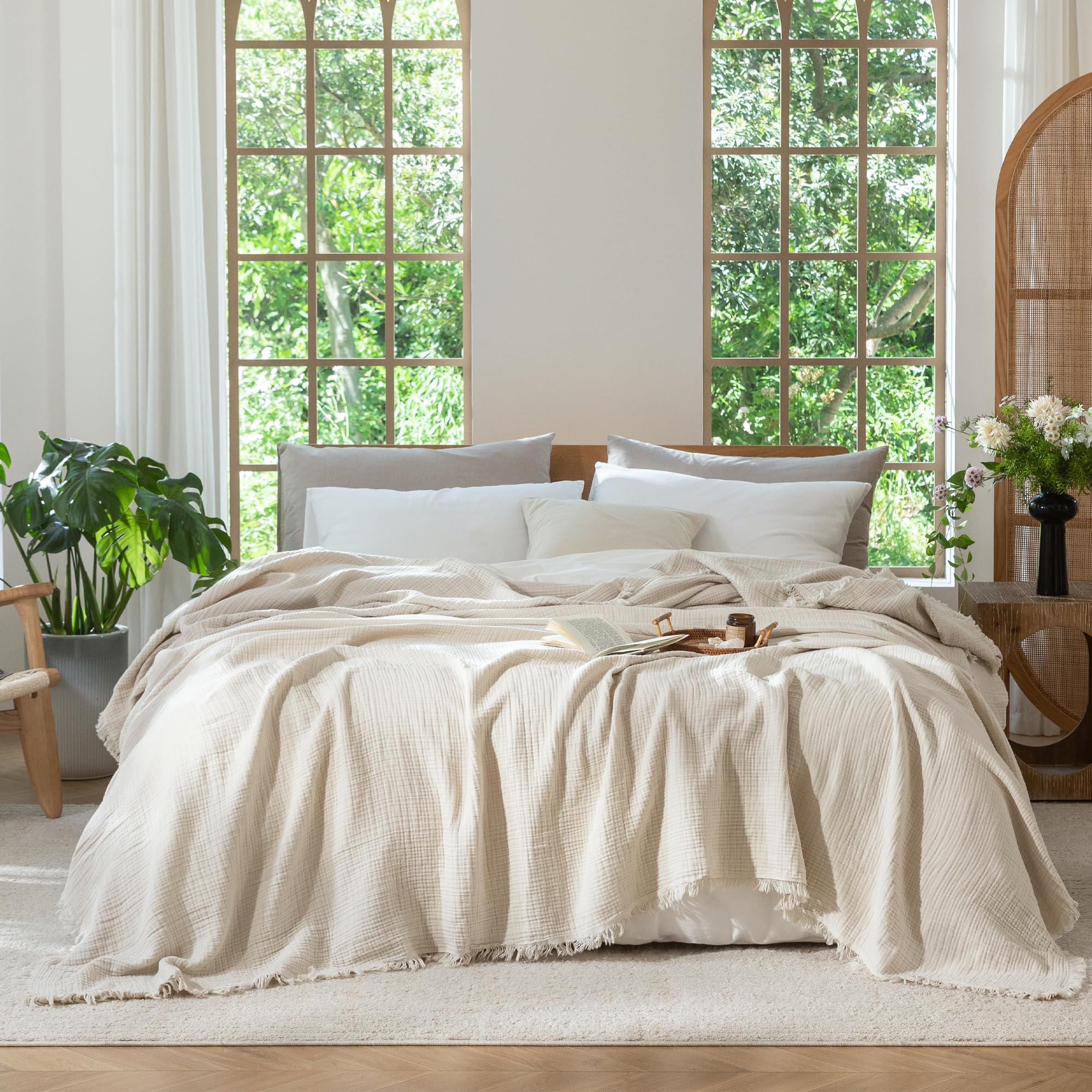 MooMee Muslin Blanket - 100% Cotton 4-Layer Gauze Throw Blanket with All-Around Fringe, Soft Breathable Lightweight Cooling Summer Blankets for Bed Couch (Cream Grey,Super King 108" x 98")